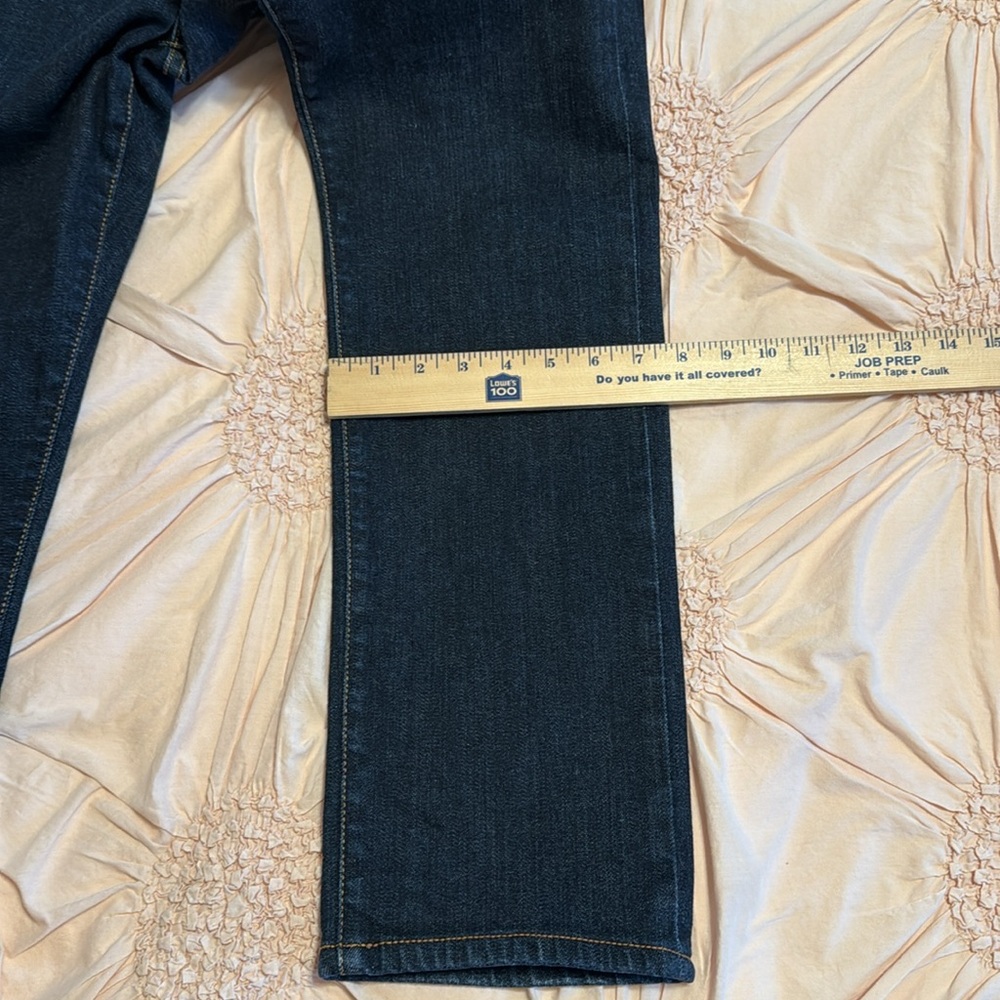 AG Men’s “The Graduate” Jeans - Picture 13 of 14